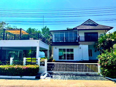 Houses for rent Hua Hin Prachaubkirikhan : 4-BR House at The Heights 1 Village close to Hua Hin City (ID 2798162)