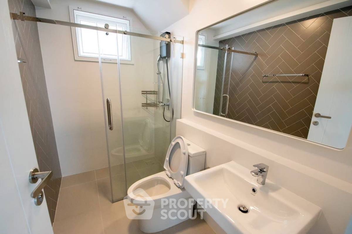picture 4-BR House in Suan Luang (ID 2933709) - 10/30