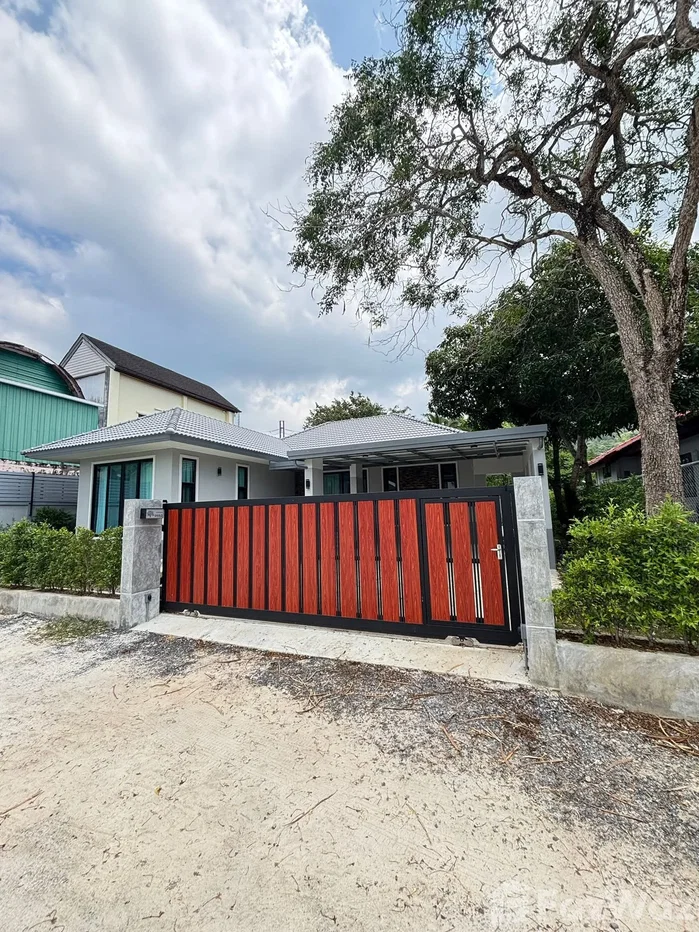 picture 3 Bedroom House for rent in Si Sunthon, Phuket  5364443 - 35/41