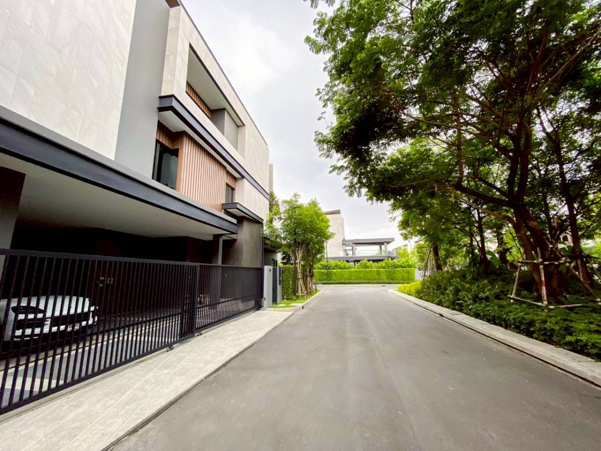 รูป ขายบ้านเดี่ยวสุดหรู The Honor โยธินพัฒนา แปลงริม Private Pool Villa 6ห้องนอน + 2 ห้องอเนกประสงค์ 8 ห้องน้ำ ราคา 72ลบ. - รูปที่ 41/50