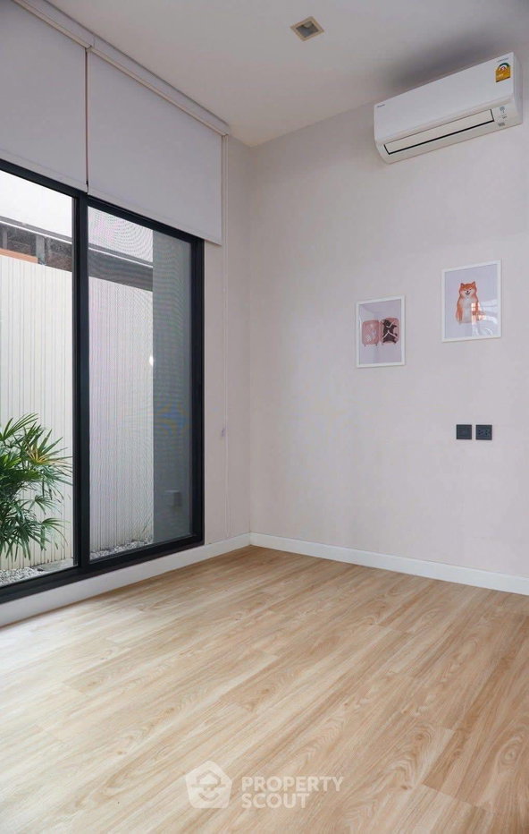 picture 3-BR House at The Gentry Sukhumvit in Bang Chak (ID 2933383) - 12/21