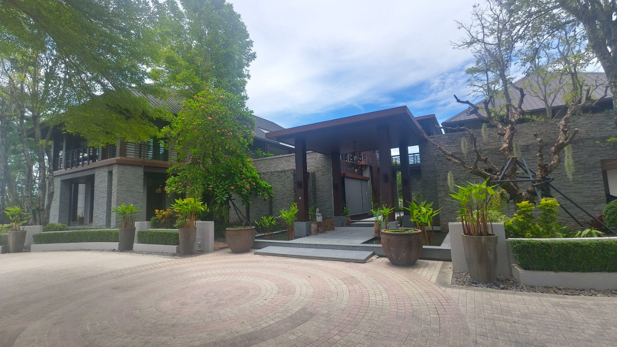 รูป ขายบ้านกึ่งรีสอร์ท อยู่ติดสนามกอล์ฟ โครงการกฤษดา ซิตี้ กอล์ฟ ฮิลล์(โครงการ 26) อ.นครชัยศรี จ.นครปฐม - รูปที่ 3/50