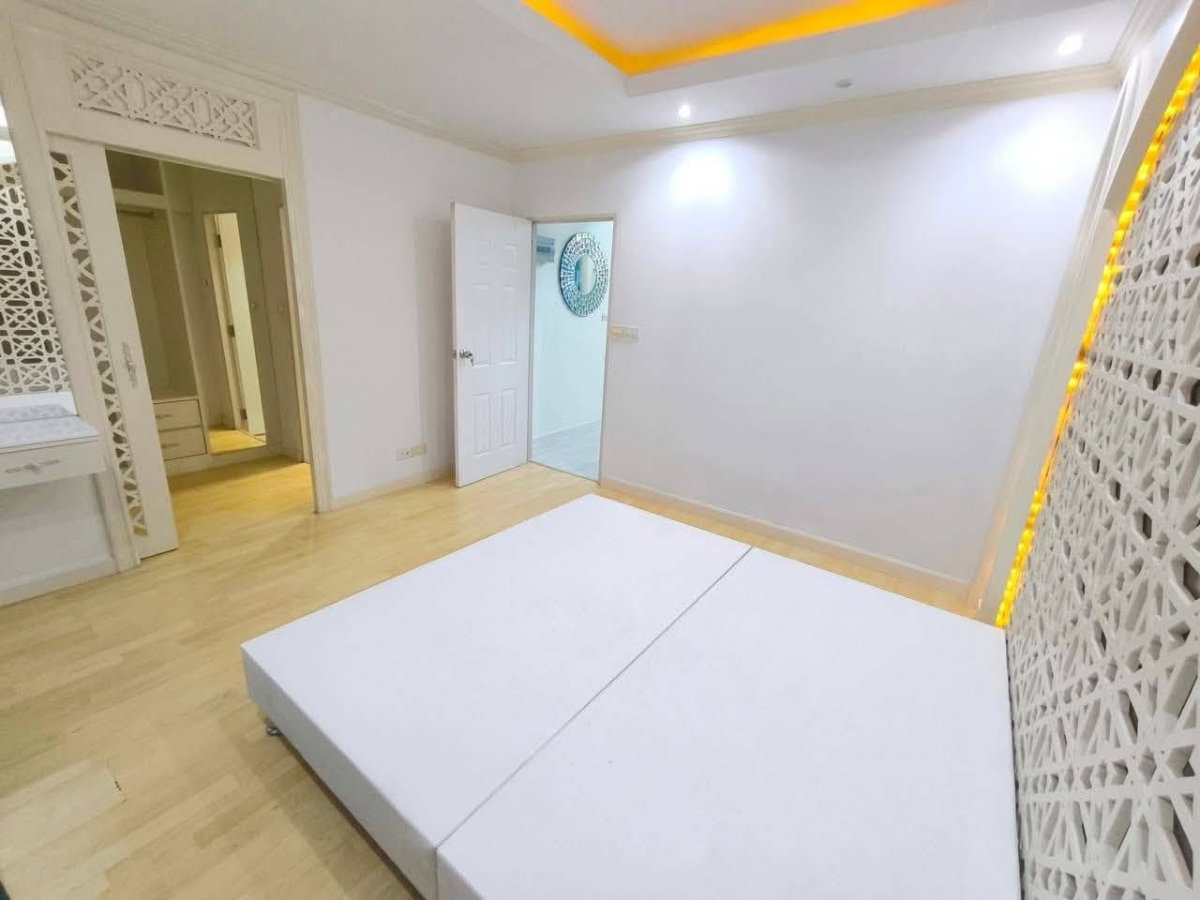รูป ให้เช่าบ้านใหม่มือหนี่ง 3 ชั้น ใกล้ถนนข้าวหลาม บางแสน ชลบุรี - รูปที่ 19/20