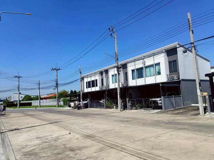 รูป ขายทาวน์เฮ้าส์ 2 ชั้น พลีโน่ บางนา-อ่อนนุช ใกล้สุวรรณภูมิ & ทางด่วน - รูปที่ 25/35