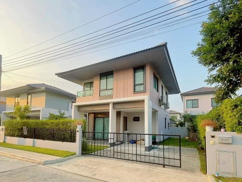 ประกาศขายบ้านเดี่ยว 2 ชั้น โครงการคณาสิริ ศาลายา-ปิ่นเกล้า อายุบ้าน 4 ปี สภาพดีมาก ๆ เลยครับ