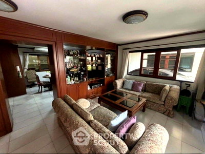 Houses for sale Bangkok : 4-BR House near BTS Phra Khanong (ID 2933778)