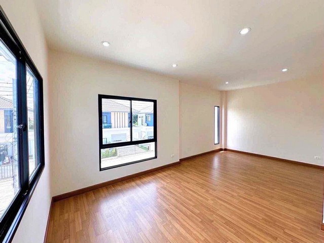 picture FOR RENT  HOUSE PROPERTY  23000 BAHT per MONTH - 4/8