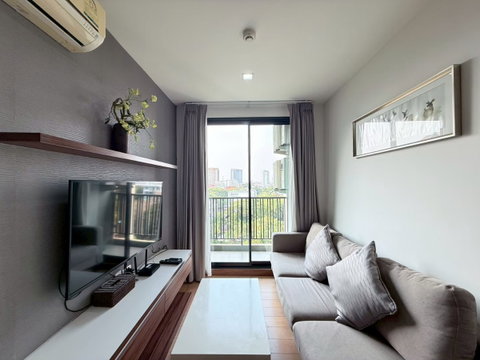 ให้เช่า The Astra Suite condominuim