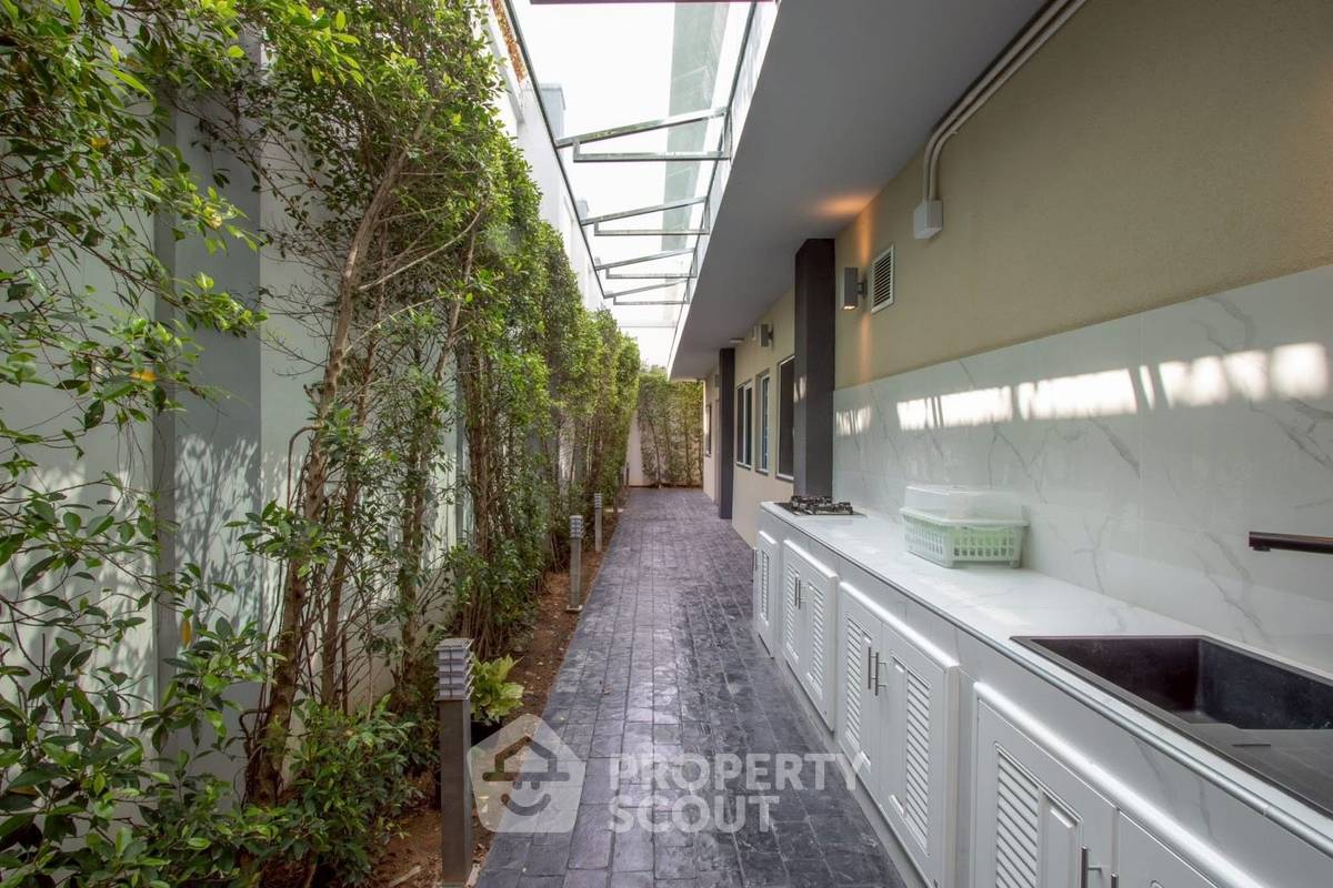 รูป วิลล่า 10-ห้องนอน ใกล้ พัทยาใต้ (ID 2933794) - รูปที่ 44/45