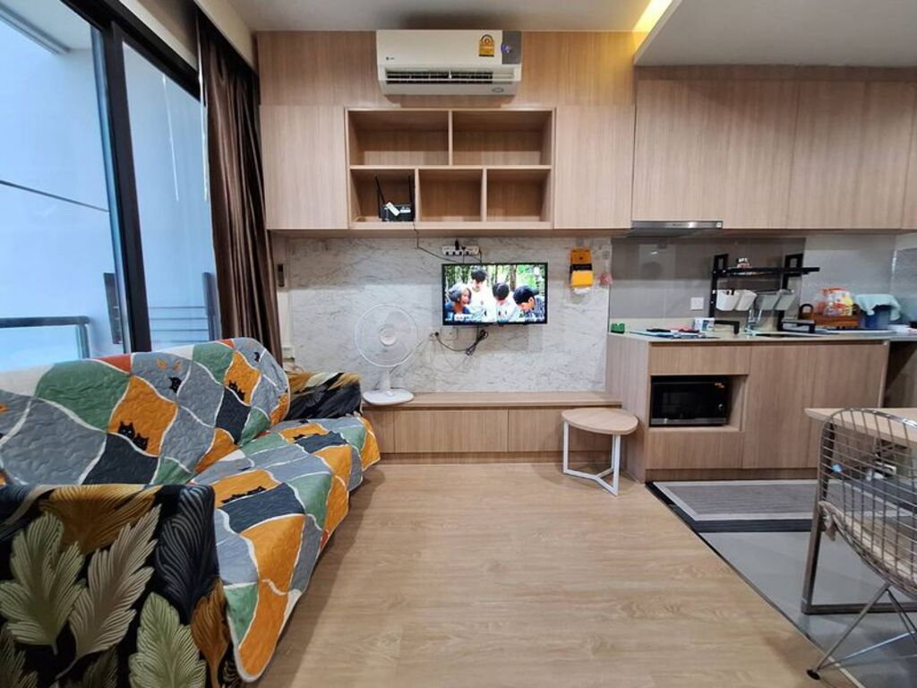 picture For Sales M Jatujak Unit 888/321 (Pet Friendly)(Available 1/4/69) - 4/12