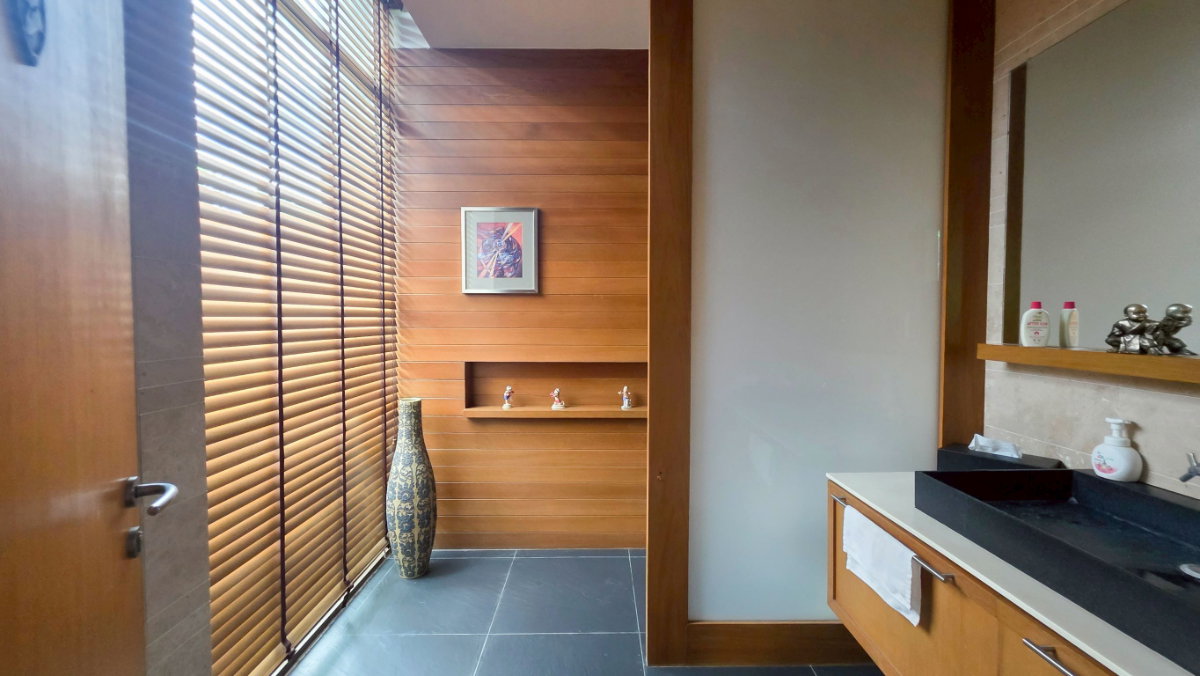 รูป ขายบ้านกึ่งรีสอร์ท อยู่ติดสนามกอล์ฟ โครงการกฤษดา ซิตี้ กอล์ฟ ฮิลล์(โครงการ 26) อ.นครชัยศรี จ.นครปฐม - รูปที่ 26/50