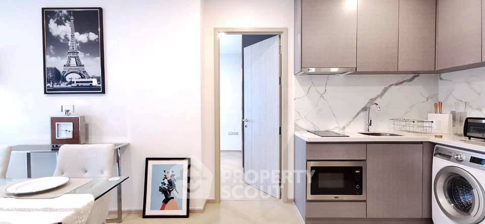 picture 2-BR Condo at Rhythm Sukhumvit 36-38 near BTS Thong Lor (ID 466603) - 2/10