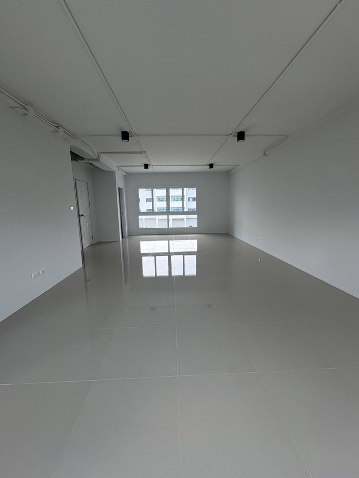 รูป ขาย Home Office 4 ชั้น รีโนเวทใหม่  ที่ The Terminal Suvarnabhumi - รูปที่ 4/8
