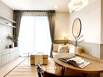 Condos for rent : Pet-Friendly 1-BR At Maru Ekkamai 2, High-Floor near BTS Ekkamai (ID 635683)