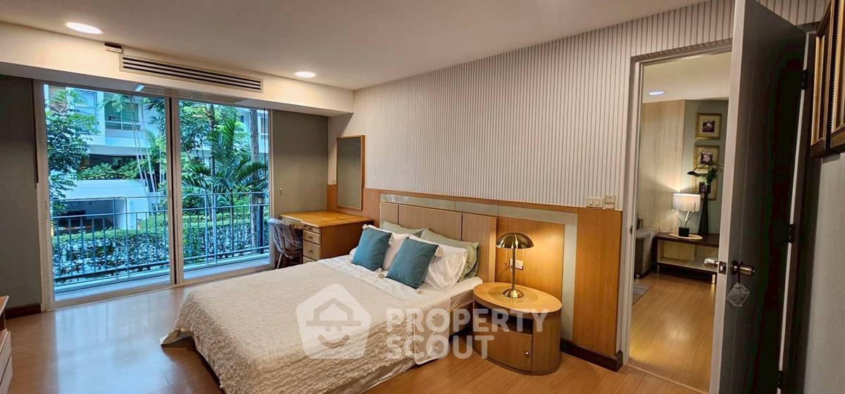 picture 3-BR Condo at The Bangkok Thanon Sub near MRT Sam Yan (ID 1541108) - 4/17