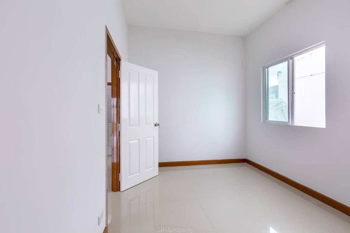 รูป ขายทาวน์เฮ้าส์ บ้านมันนี่มี ติดถนนเมน พื้นที่ 20.4 ตร.ว 3 นอน 2 น้ำ รีโนเวทพร้อมอยู่ - รูปที่ 11/16