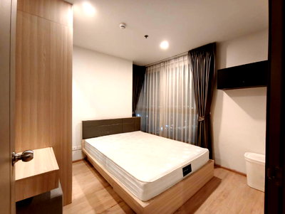 Condos for rent : Ideo O2 Bangna, 2 bedrooms, 1 bathroom, 47 sq m, 30th floor, Building B. Rent 18,000 THB/month. Tel/Line: 0636262722