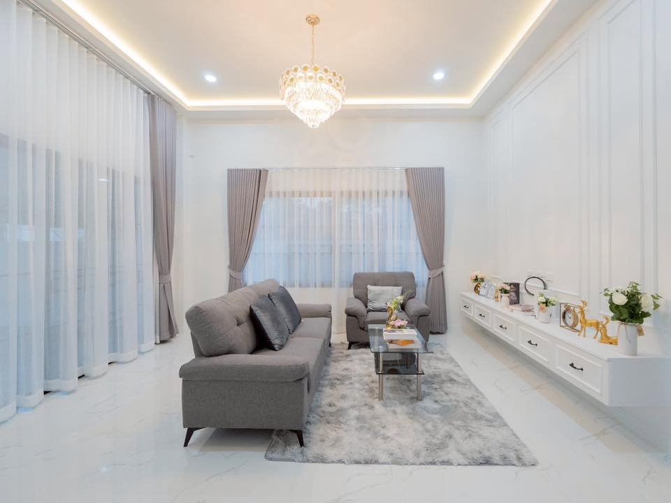 รูป บ้านใหม่แกะกล่อง บ้านหรูสไตร์อังกฤษ ตกแต่งพร้อมเข้าอยู่ สระว่ายน้ำส่วนตัว วิวทุ่งนา บ้านทำเลชานเมือง #CDK100829 - รูปที่ 6/40