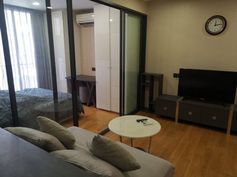 R497/Special Hot Deal! Luxury 1-Bedroom for  Rent: Klass Langsuan (Chidlom)