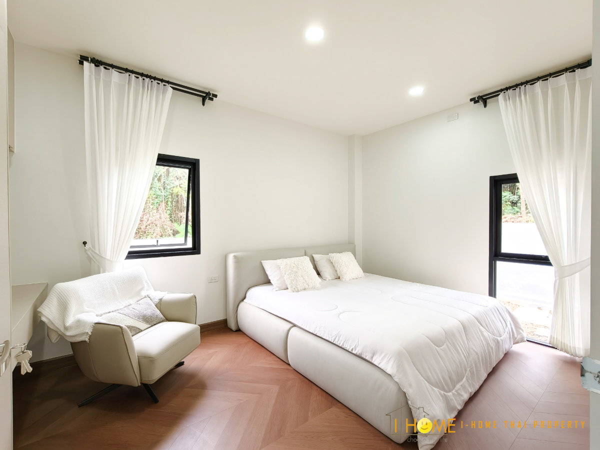 รูป ขายบ้านเดี่ยวชั้นเดียว นอกโครงการ ใกล้สิ่งอำนวยความสะดวก ตลาด ห้างสรรพสินค้า #CMR100282 - รูปที่ 29/41