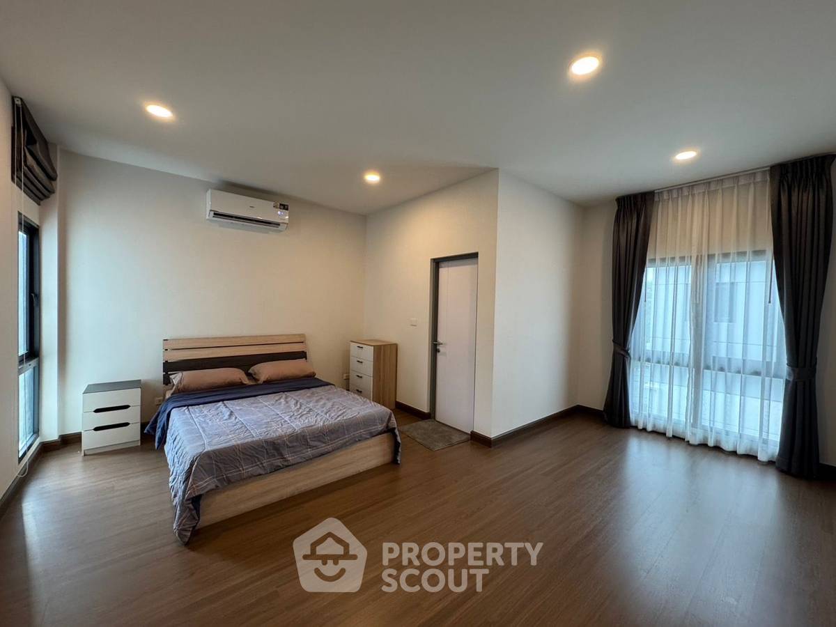 รูป บ้าน 6-ห้องนอน ที่ เดอะ ซิตี้ บางนา ใน บางแก้ว (ID 2937171) - รูปที่ 11/32