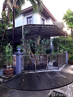 บ้านเดี่ยว กรุงเทพมหานคร : บ้านเดี่ยว แปลงมุม 55 วา ติดเลียบด่วน  1375914