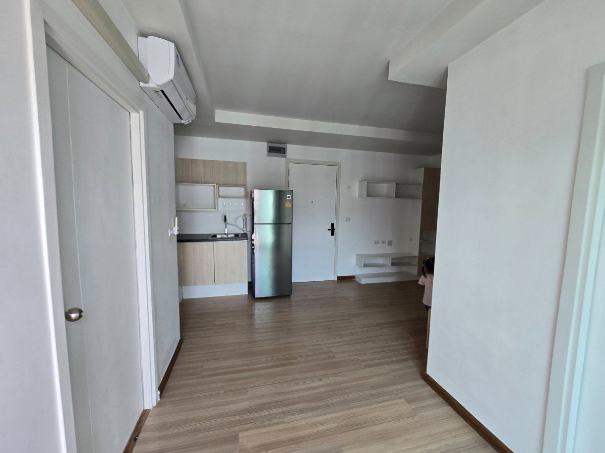 รูป 🔥 ขาย !!! 2 ห้องนอน ชั้น 25 เจคอนโด สาทร–กัลปพฤกษ์ เพียง 2.75 ล้าน (Condo for Sale – High Floor Pool View | Rare Unit!) - รูปที่ 10/23