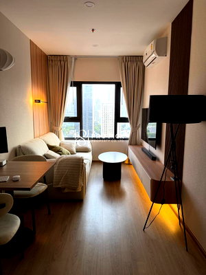Condos for sale : For Sale Life Asoke - Rama 4 Condominium 1BR 1BE Renovated