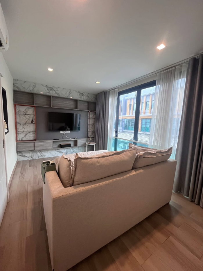 รูป 🏡✨ ปล่อยเช่า “EIGEN PREMIUM TOWNHOME พัฒนาการ” 3 ห้องนอน 4 ห้องน้ำ หลังมุม ฟีลบ้านเดี่ยวติดถนนหลัก ไม่ต้องเข้าซอย - รูปที่ 3/16