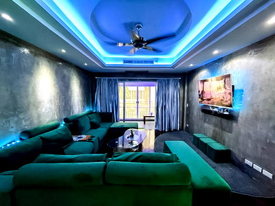 ขายคอนโด : Loft Style Condo for Sale Baan Suan Lalana Jomtien