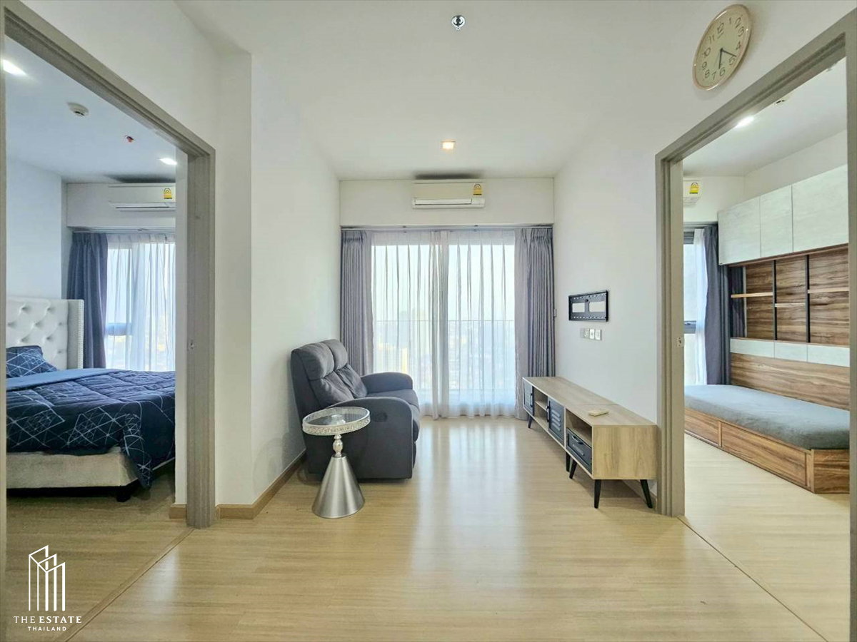 For rent: Whizdom Connect, a flexible 1-bedroom unit with a Flexi Room that can be used as a workspace or relaxation area. 