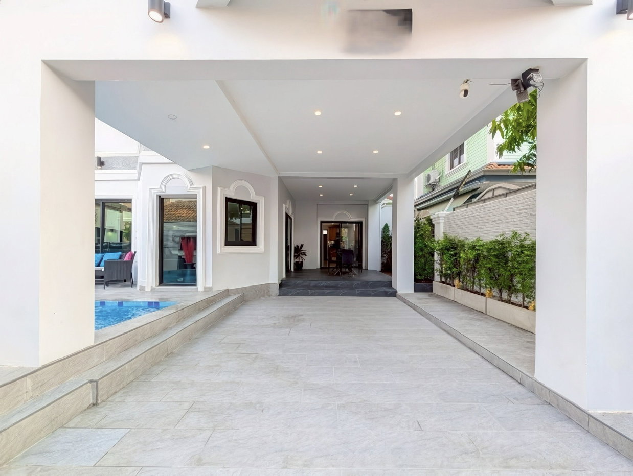 รูป House East Pattaya for Sale Modern Fully Furnished Home - รูปที่ 10/11