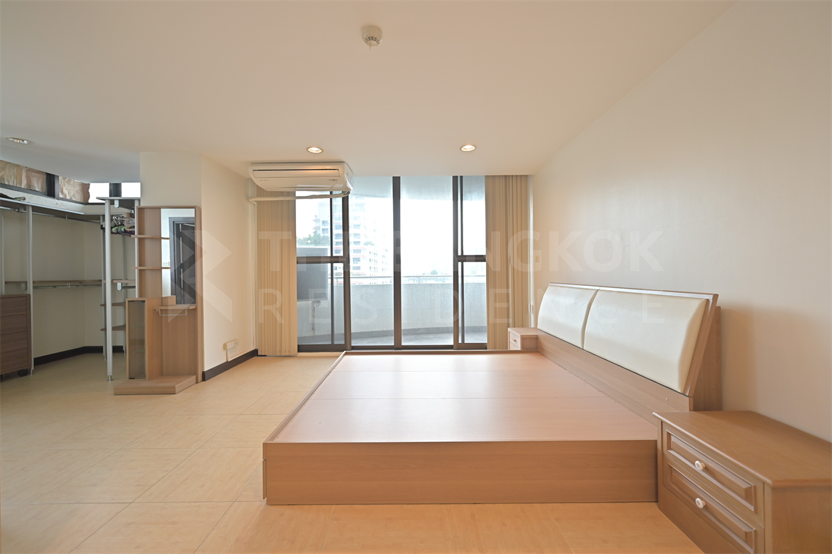 picture Supalai Place Sukhumvit 39 Big discount, full deal - 7/10