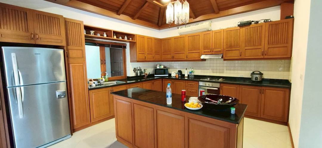 picture Luxury Villa Pattaya: 4 Bedrooms  Private pool  - 3/14