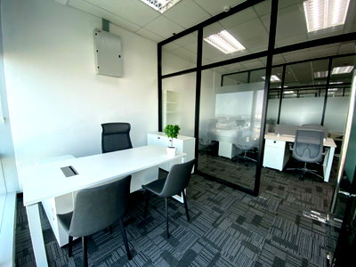 เช่าสำนักงาน ถนนรามคำแหง : OK Space @เมเจอร์ ทาวเวอร์ พระราม9 50ตรม พื้นที่สำนักงานให้เช่า ใกล้แอร์พอร์ตลิงค์ รามคำแหง เฟอร์ฯครบ พร้อมใช้งาน