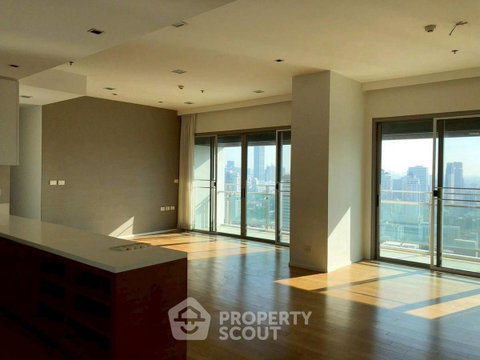 3-BR Condo at The Madison near BTS Phrom Phong (ID 2895065)