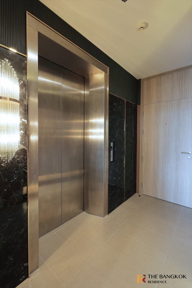 รูป 🛋️ ขายคอนโด Noble Ploenchit ห้องกว้าง ดีไซน์หรู ทันสมัย พร้อมลิฟท์ส่วนตัว ใกล้ BTS เพลินจิต 💎 - รูปที่ 4/17