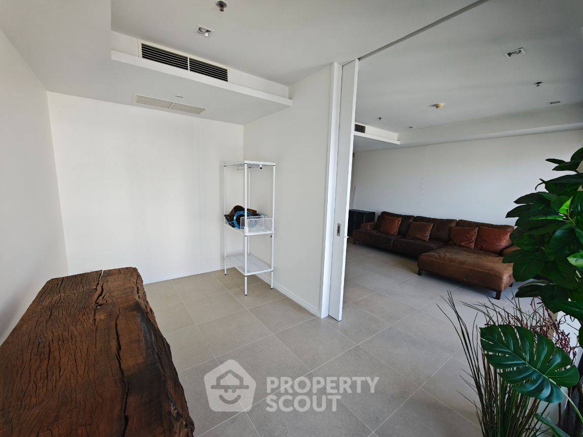รูป คอนโด 3-ห้องนอน ที่ เดอะ ริเวอร์ คอนโดมิเนียม ใกล้ BTS สะพานตากสิน (ID 2655379) - รูปที่ 9/17