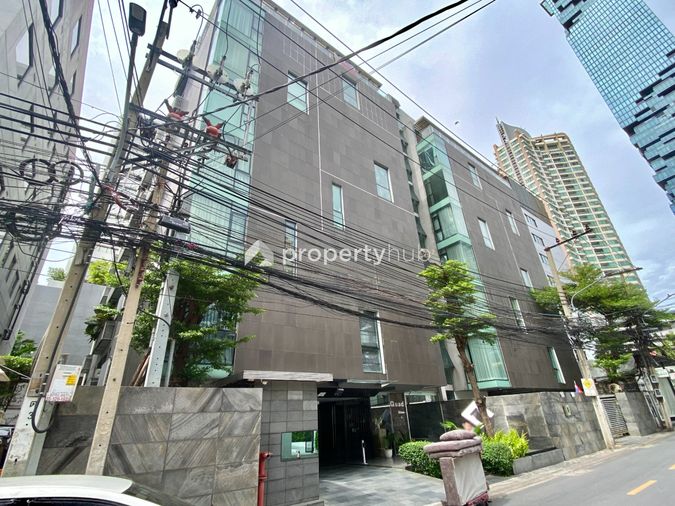 Quad Silom