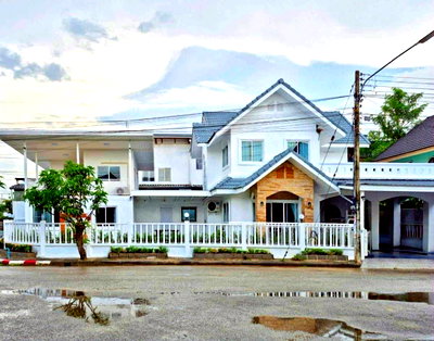 เช่าบ้านเดี่ยว เชียงใหม่ : ให้เช่าบ้านเดี่ยวสองชั้นเป็นบ้านแฝด ในโครงการ พร้อมระบบรักษาความปลอดภัยที่ดีเยี่ยม      #A7-V0079