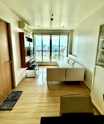 Condos for rent :  Rhythm Phahol -                    Ari
