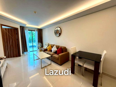 Condos for sale : Cozy 1-Bedroom Resort-Style Condo at Club Royal Wongamat