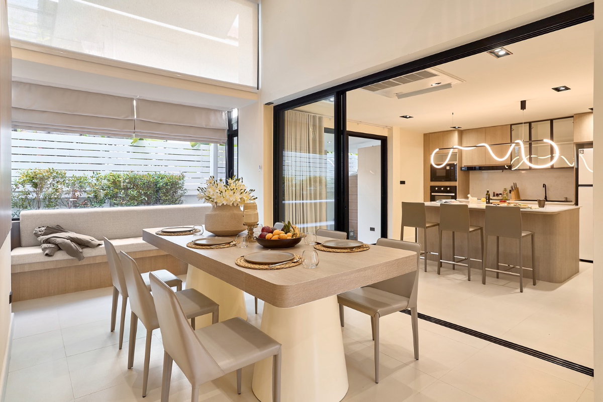 รูป บ้านเดี่ยว2ชั้น รีโนเวทใหม่ พร้อมคลับเฮาส์สระว่ายน้ำในโครงการ พร้อมระบบรักษาความปลอดภัย24ชั่วโมง #CHD101799 - รูปที่ 16/57