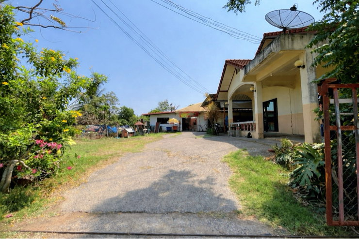 รูป บ้านเดี่ยว บ้านสร้างเอง โซนบ้านเลื่อม 6 ห้องนอน 3 ห้องน้ำ พื้นที่กว้างขวาง 313 ตารางวา - รูปที่ 9/21