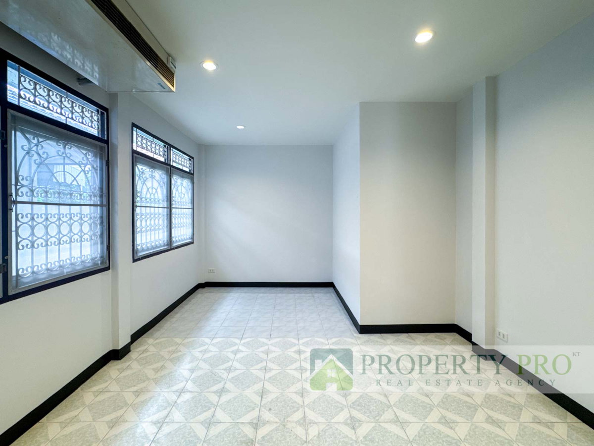 รูป ให้เช่า บ้านเดี่ยว ซอยลาดปลาเค้า 37 บ้านชั้นเดียว แบบ 3 นอน 2 น้ำ 51 ตรว 90 ตรม รีโนเวทใหม่ ใกล้ เกษตรนวมินทร์ พหลโยธิน เสนานิคม ลาดพร้าว : KT26R-014 - รูปที่ 9/20