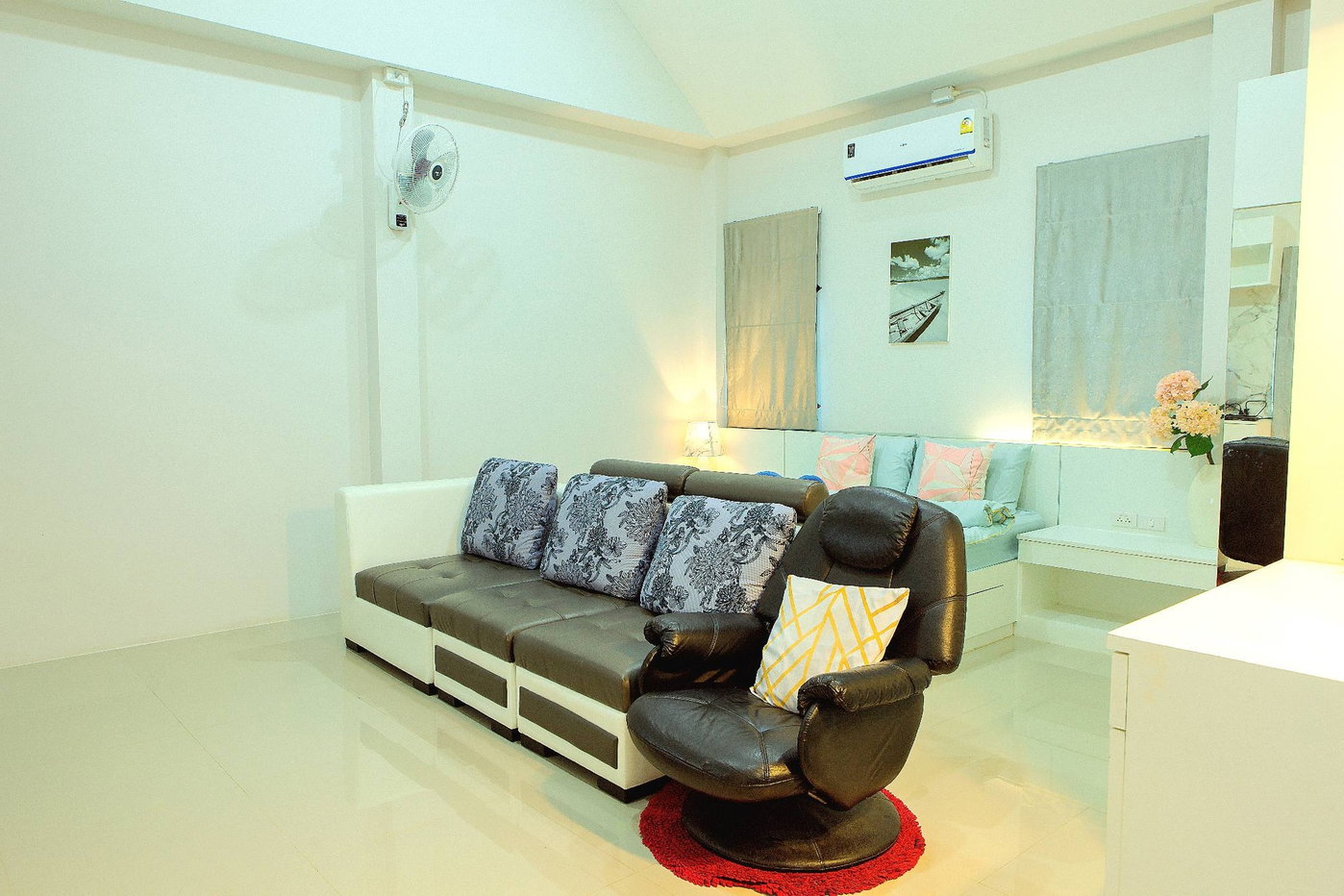 รูป Pool Villa for Rent Mabprachan Pattaya Business Friendly - รูปที่ 10/17