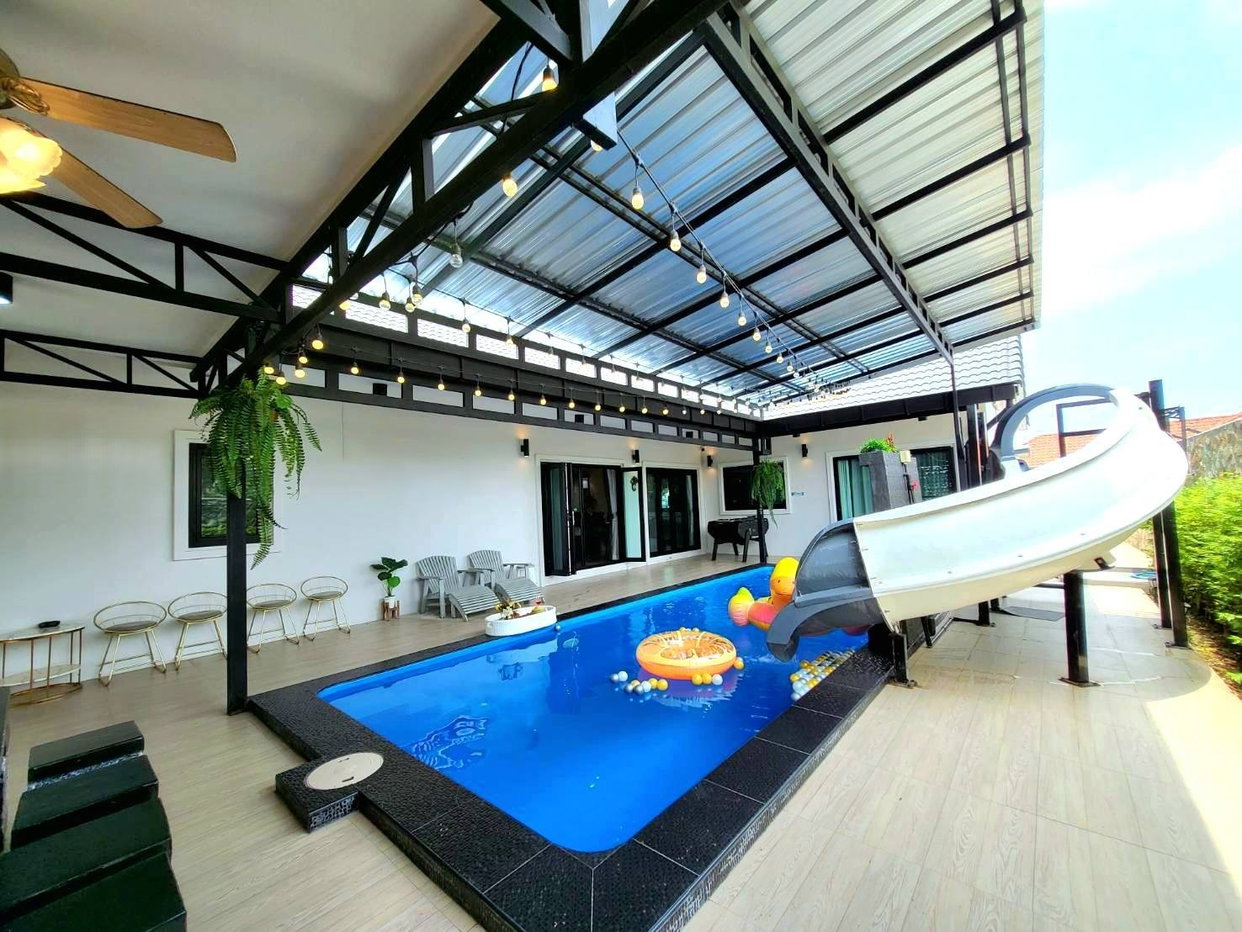 รูป Pool Villa for Rent Mabprachan Pattaya Business Friendly - รูปที่ 1/17