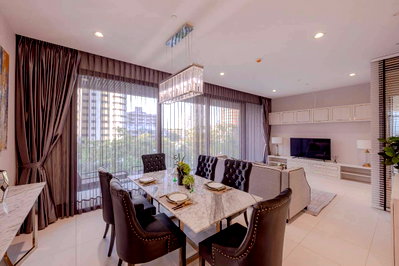 Condos for rent : Luxury Condo 2 Bedroom🏙️ (For Rent) Vittorio Sukhumvit 39 💵 130,000 THB  (2 Bed, 128 Sqm)