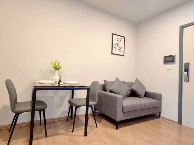 1-bed condo for rent, 30 sqm, Chewathai PinKlao