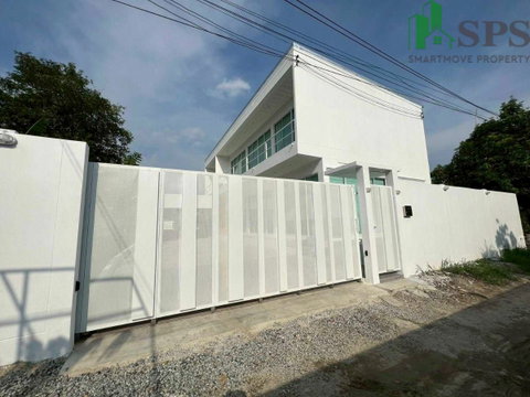 Detached House for Rent near Suvarnabhumi Airport (SPSJP359)